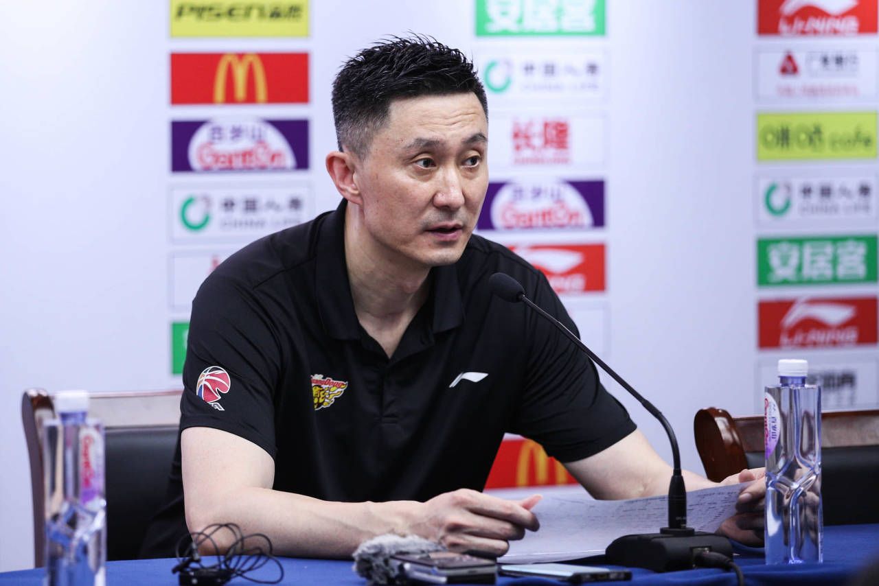 🏀广东VS广州前瞻：杜锋欲率队反弹避连败 郭艾伦出战成疑